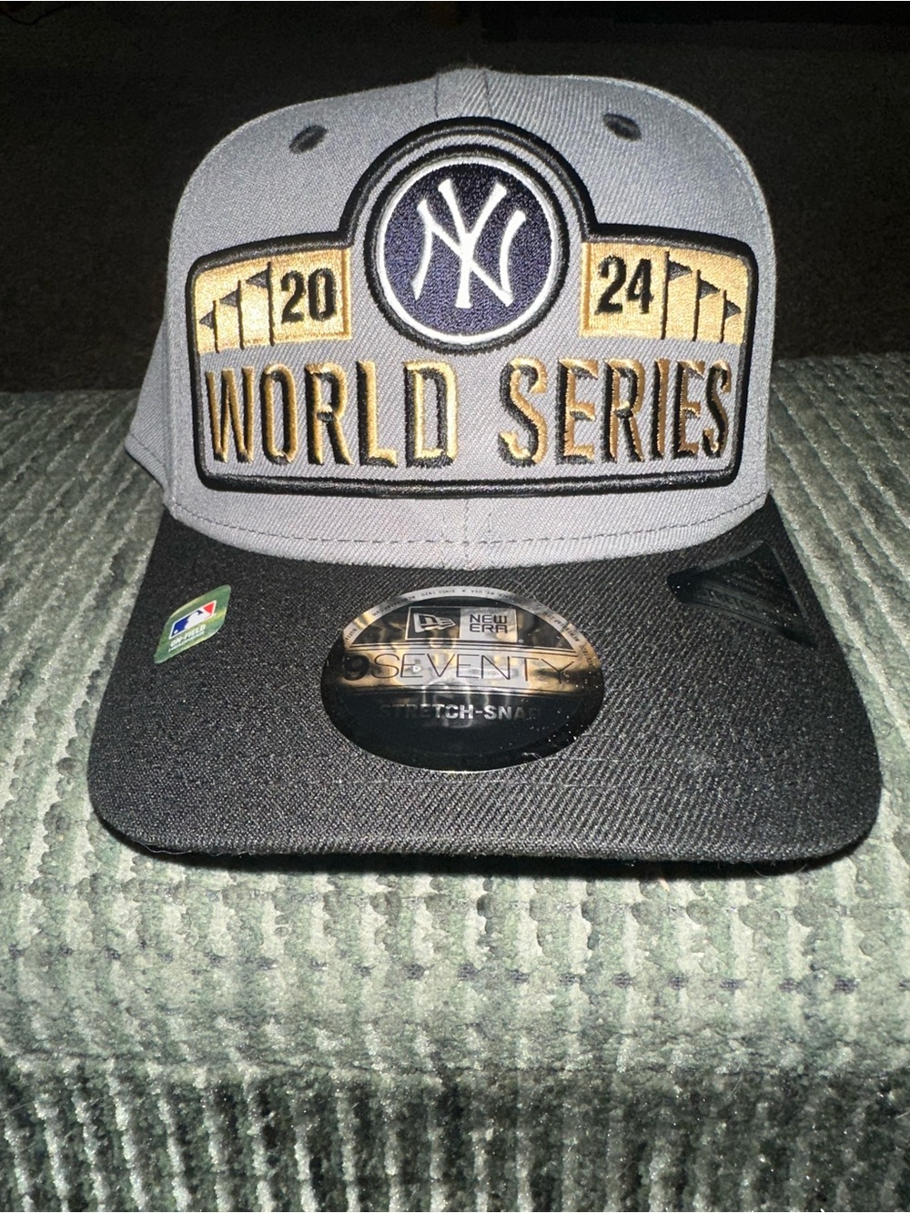 New Era Gray & Black New York Yankees World Series Patch Cap